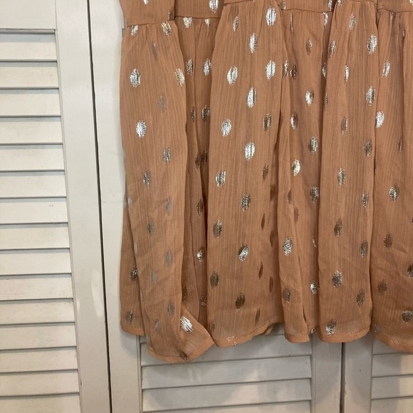 NWT Lulu’s Mauve And Sliver Ruffled Tiered Midi Dress Size Small - Picture 6 of 12